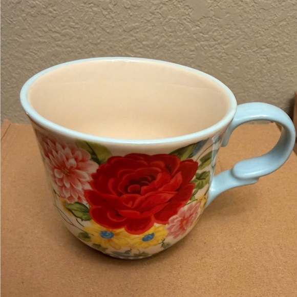 The Pioneer Woman Sweet Rose 14.5-ounce Stoneware Mug - Picture 5 of 7